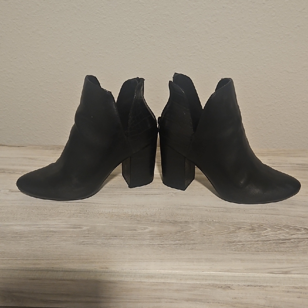 R2 Black Ankle Booties